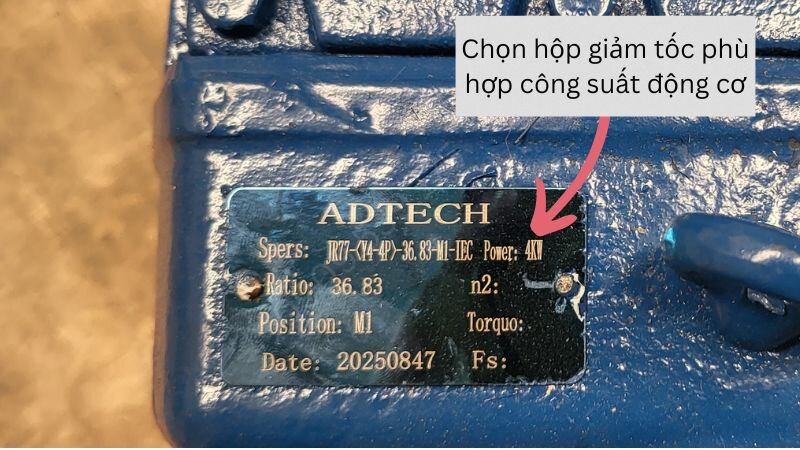 Lựa chọn hộp giảm tốc đúng công suất cho máy băm gỗ