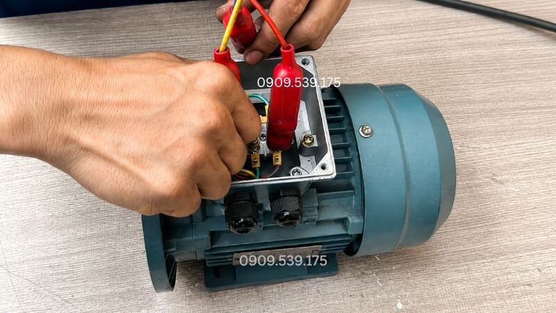 Các nguyên nhân phổ biến khiến motor quay ngược chiều