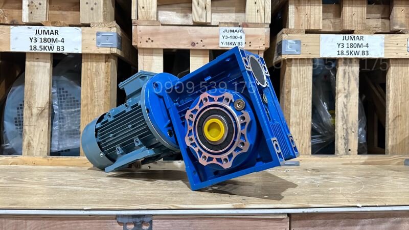 Motor giảm tốc vỏ gang dùng cho tải lớn và vận hành liên tục