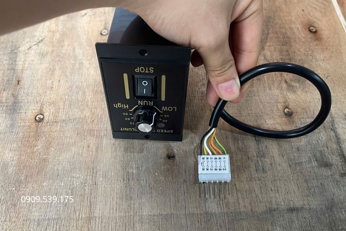Bộ điều khiển tốc độ motor 1 pha giúp điều chỉnh tốc độ quay của động cơ 220V