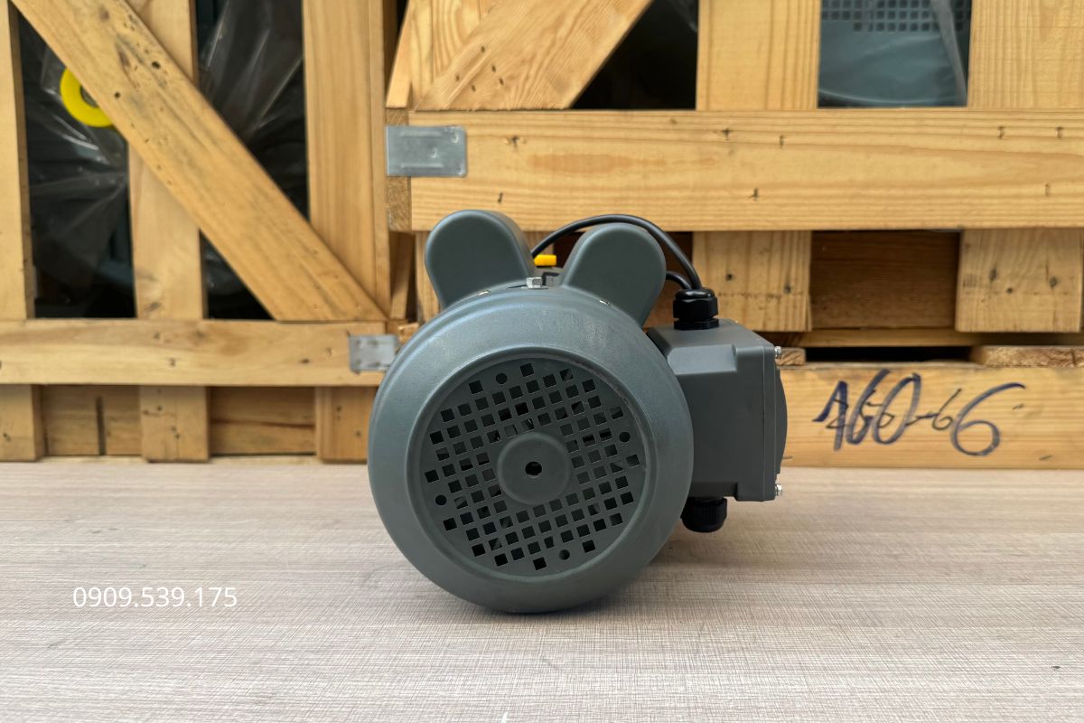 Motor giảm tốc 1 pha được sử dụng trong nhiều máy móc và thiết bị