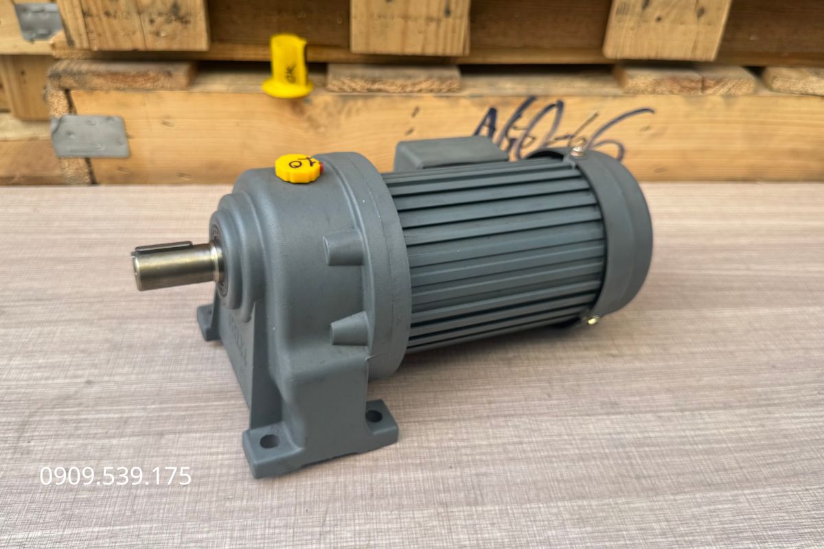 Các dòng hộp giảm tốc đảo chiều có nhiều lựa chọn về thương hiệu, công suất và kiểu lắp đặt