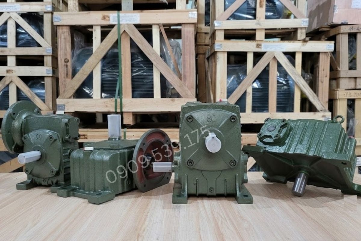 Hộp giảm tốc trục vít