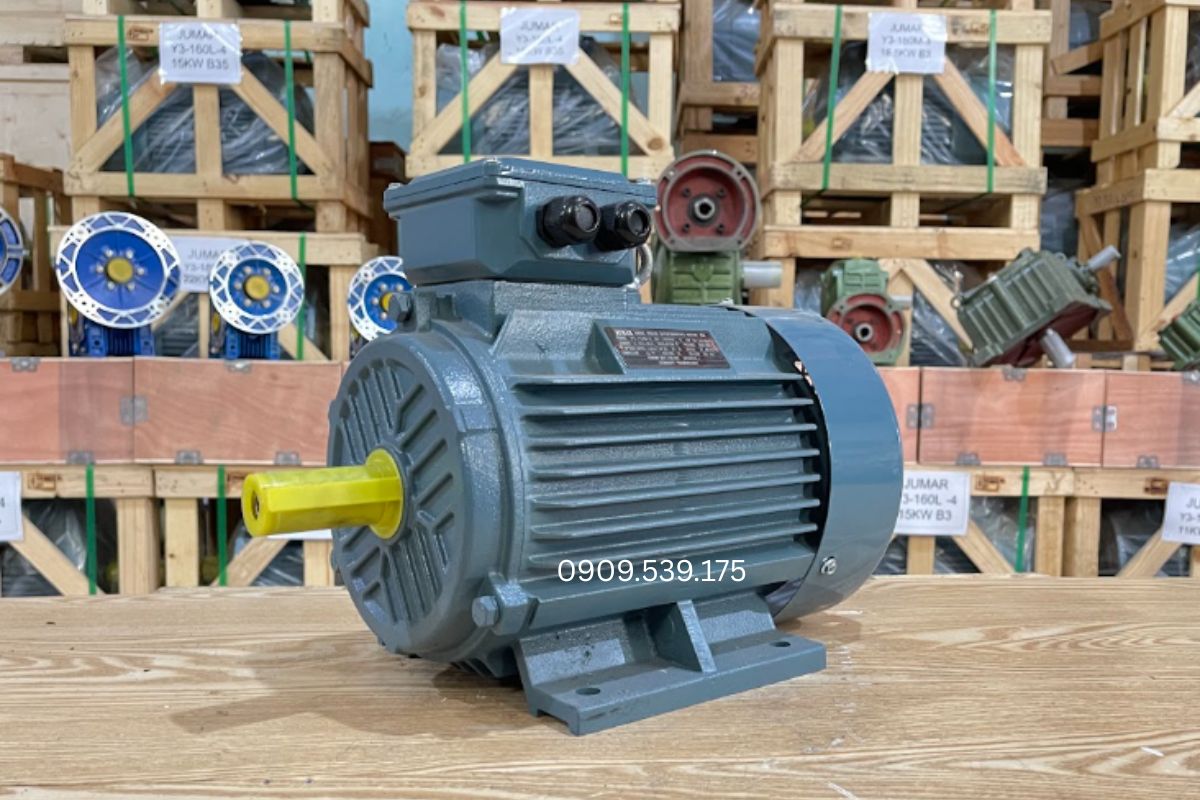 Kiểm tra nguồn điện, tốc độ, Frame size và vật liệu vỏ để chọn motor phù hợp với thiết bị và vị trí lắp đặt